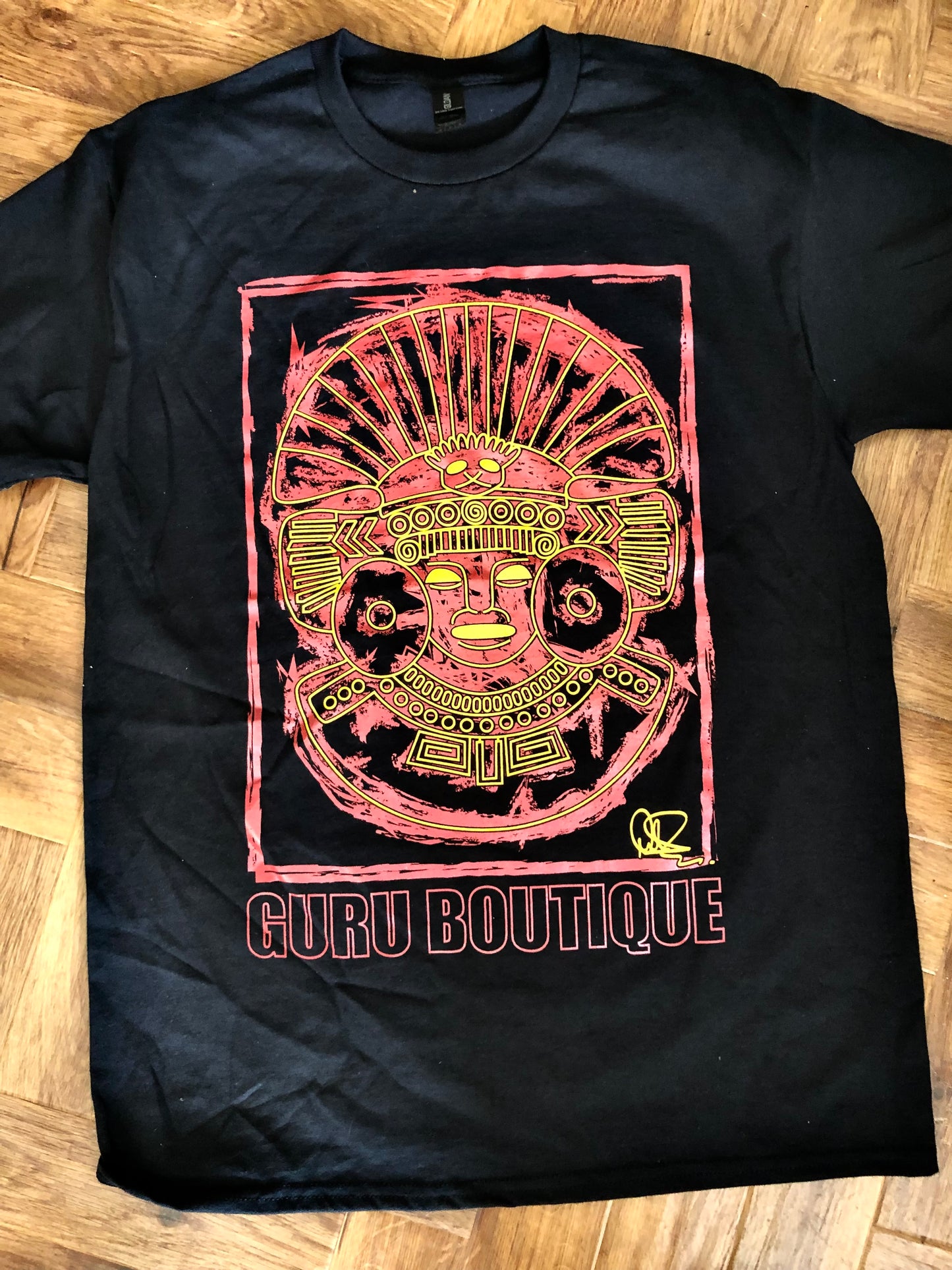 Guru Boutique T-shirt