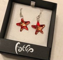 Red Star Ear-rings by Fatlip.