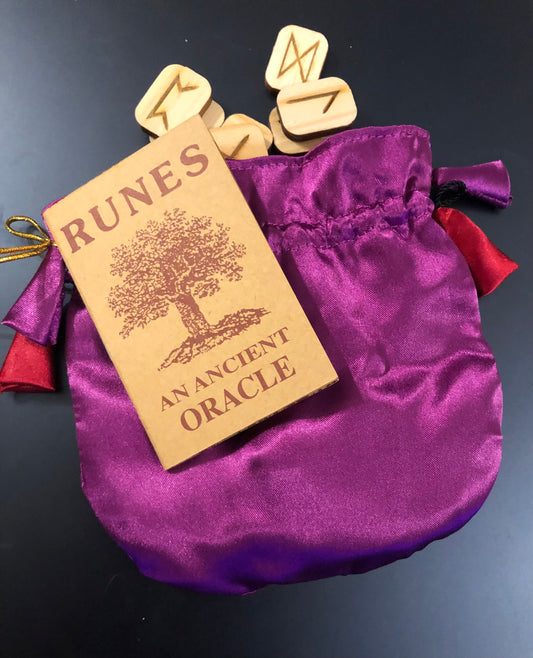 Runes (Runic Oracle)