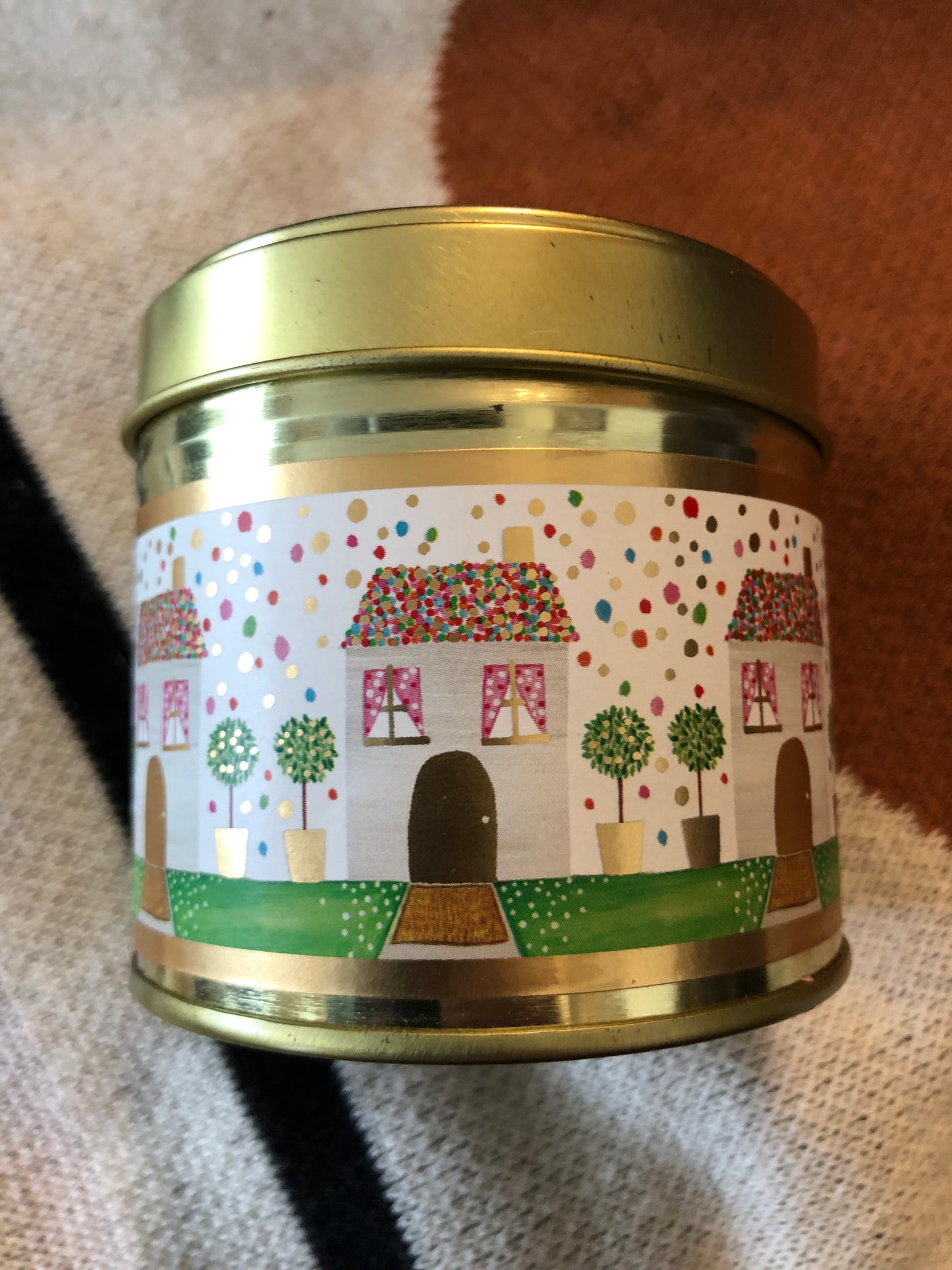 Happy New Home Scented Candle in Tin.